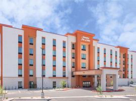 Hampton Inn & Suites Phoenix - East Mesa in Gilbert，位于吉尔伯特凤凰城-梅莎关口机场 - AZA附近的酒店