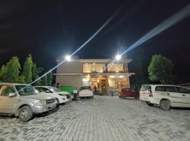 TIERRA HOTEL CUM RESTAURANT，位于卡齐兰加的酒店