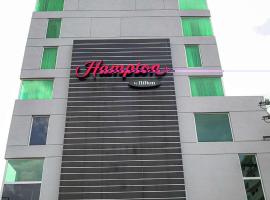 巴拿马城汉普顿希尔顿酒店，位于巴拿马城Bella Vista的酒店
