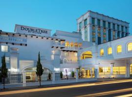 Doubletree By Hilton Toluca，位于托卢卡阿道弗·洛佩兹·马特奥斯机场 - TLC附近的酒店