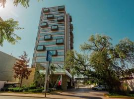 Hilton Garden Inn Leon Poliforum，位于莱昂的酒店