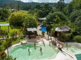 Hotel & Hot Springs Sueño Dorado