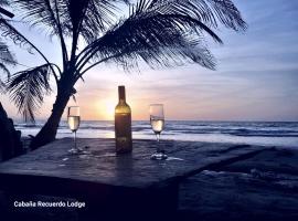 Cabaña RECUERDO Lodge, B & B，位于Moñitos的酒店