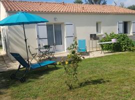 Maison Calme avec Jardin Clos, Près de Pornic et Nantes, Wifi et Équipements Bébé Inclus - FR-1-306-1239，位于Saint-Hilaire-de-Chaléons的酒店
