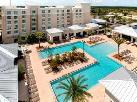 TownePlace Suites Orlando at FLAMINGO CROSSINGS® Town Center/Western Entrance，位于奥兰多奥兰治县国家高尔夫俱乐部附近的酒店