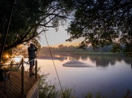 Bundox River Lodge，位于侯斯普瑞特的豪华帐篷