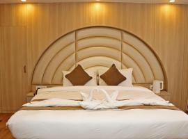 Hotel Airport Gurkha，位于加德满都特里布万国际机场 - KTM附近的酒店
