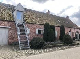 slapen bij alpacas，位于Beerse的酒店
