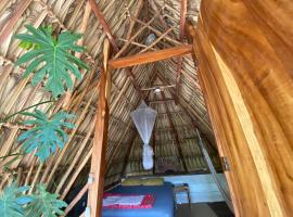 Calypso cabanas，位于El Paredón Buena Vista的酒店