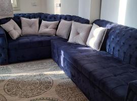اجمل شاليه بقرية بلو باي بمرسى مطروح مكيف غرفتين ورسيبشن best chalet 2 room marsa matrouh blue bay village，位于马特鲁港的酒店