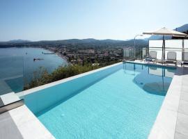 Exquisite Corfu Retreat - 3 Bedrooms - Villa Lucas Pyrgi - Panoramic Sea Views - Private Pool，位于Pyrgi的酒店