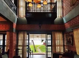 Beautiful Beach Front Villa - Beach Castle Homestay