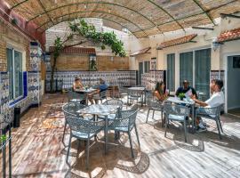 SOM Hostel Valencia，位于瓦伦西亚的酒店