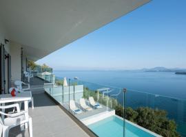 Exquisite Corfu Retreat - 3 Bedrooms - Villa Thea Pyrgi - Panoramic Sea Views & Private Pool - Unforgettable Getaway，位于Pyrgi的酒店