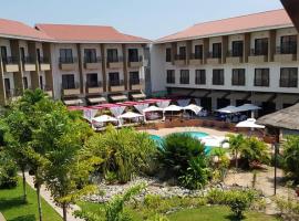 Ridge Royal Hotel Cape Coast，位于海岸角的酒店