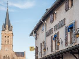 Logis Hôtel Tante Yvonne & son restaurant semi-gastronomique - Lyon Nord，位于奎斯克斯的酒店