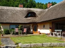 Reeddachhaus mit Seeblick - Ruhe - traumhafter Lage am Selliner See