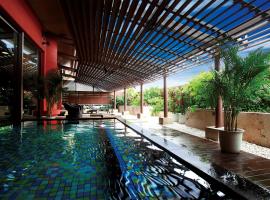 那霸塔度假Spa酒店，位于那霸的酒店