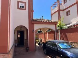 Casa con piscina cerca de Sevilla