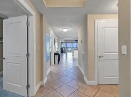 Harbor Landing 203B - Spacious Condo with views of the Harbor and Gulf