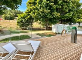 Domaine de Mende Brenoux Suites & SPA，位于芒德的Spa酒店