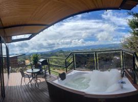 San Simon Glamping,El peñol,Guatape，位于瓜塔佩的酒店