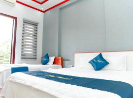 SKY HOTEL - KHÁCH SẠN BẮC NINH，位于Bồ Sơn的酒店