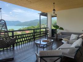 Panorama ananuri guest house，位于Ananuri的酒店