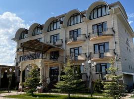 RAZAM Hotel Bosteri，位于博斯特里的酒店