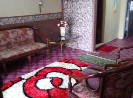 Homestay Sri Perhentian Pontian，位于小笨珍的酒店