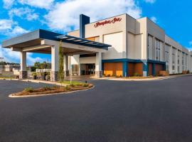 Hampton Inn Gadsden，位于加兹登的带停车场的酒店