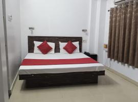 Goroomgo Kanha Inn Lucknow，位于勒克瑙Chaudhary Charan Singh International Airport - LKO附近的酒店