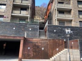 Residencial Sol i Ski 24 4p Ransol El Tarter Zona Grandvalira，位于Sant Pere的酒店