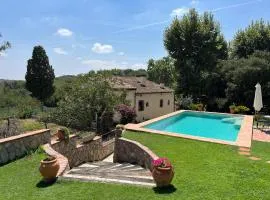 Masia Can Viver - Olive oil tourism B&B