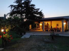 Agriturismo Monte degli Angeli，位于赛拉诺的酒店