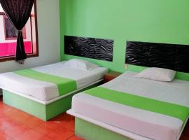 Hotel Bernal，位于埃塞基耶尔-蒙特斯的酒店