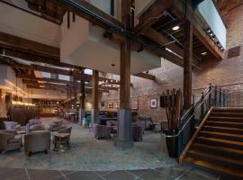 Courtyard by Marriott New Orleans Warehouse Arts District，位于新奥尔良Arts- Warehouse District的酒店