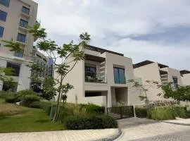 MH- Spectacular Villa in Address Beach resort Fujairah