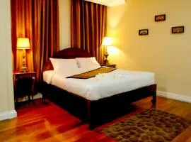 Le Luxe Boutique Hotel