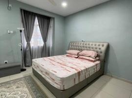 Homestay Haris nearby USIM，位于汝来的酒店