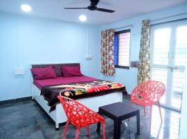 Sahyadri Hotel and Room Stay，位于浦那的酒店