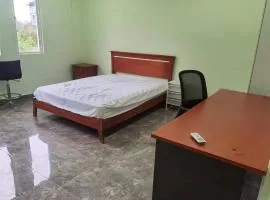 7号房有厕所厨房冰箱洗衣机