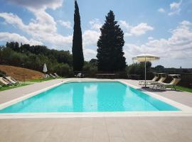 Agriturismo Cascina Cipressa，位于圣米尼亚托的酒店