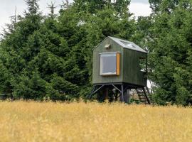 Obytný posed Šach，位于达奇采的酒店