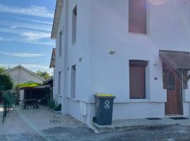 Maison de campagne，位于Champvans的酒店