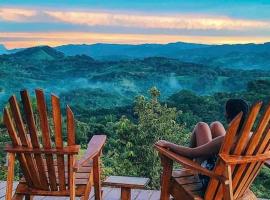 Luxury Villa Caoba- Private, Serene, Amazing Views at Finca Chilanga，位于San Mateo的酒店
