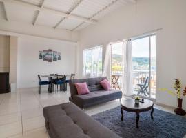 Hermoso Apartamento en Mesitas de El Colegio，位于埃尔科莱希奥的酒店