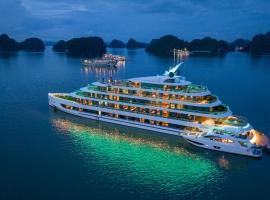 Sea Stars Cruise Ha Long Bay，位于下龙湾的船屋