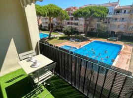 Appartement 1 chambre climatisé avec 3 piscines à 200 m de la plage，位于艾姆布里亚布拉瓦的家庭/亲子酒店