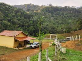 Sitio Cachoeira da Gomeira，位于帕萨夸特鲁的度假园